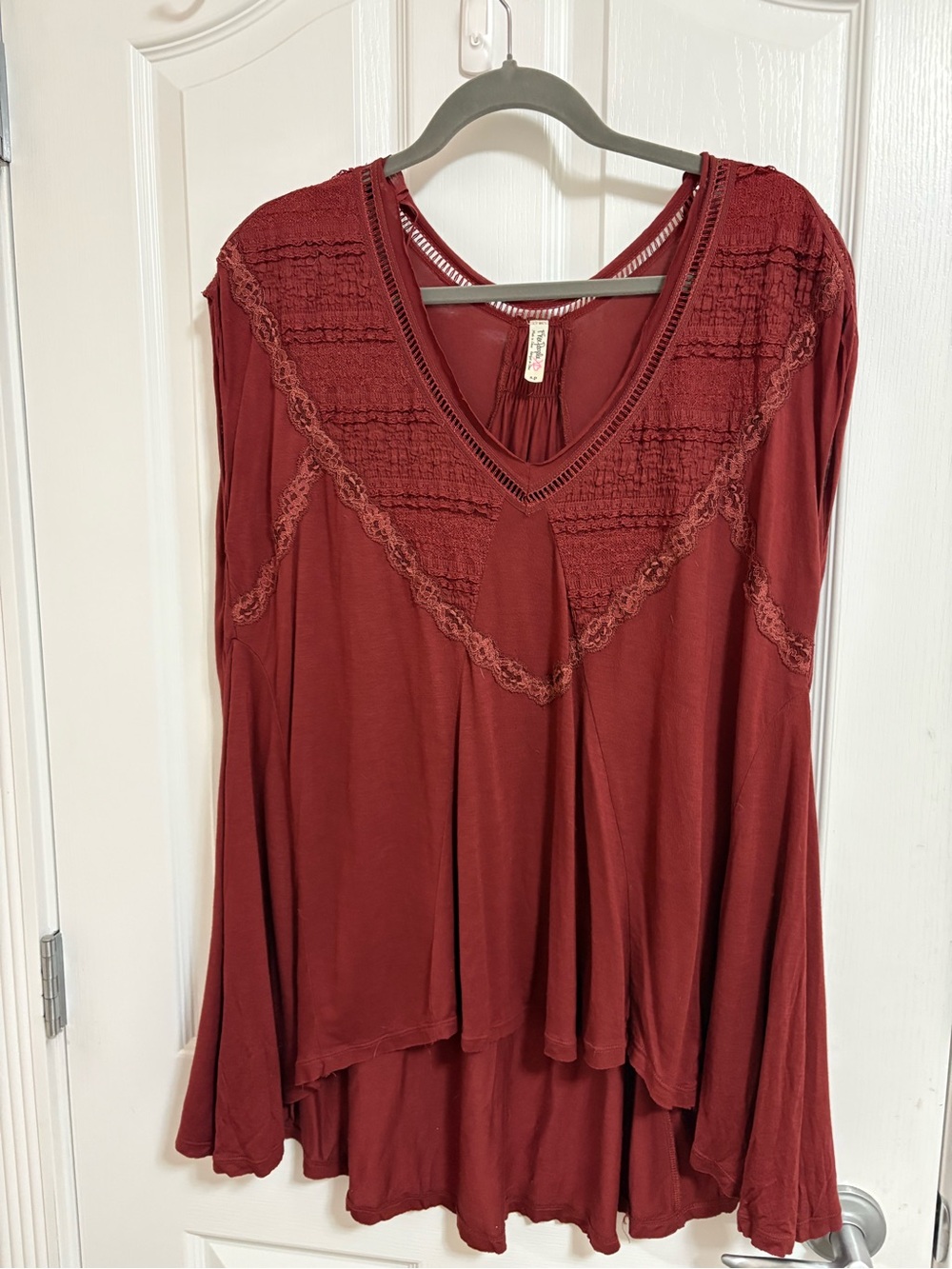 Free People V-Neck Tunic in Burgundy with Lace Trim. Size small.